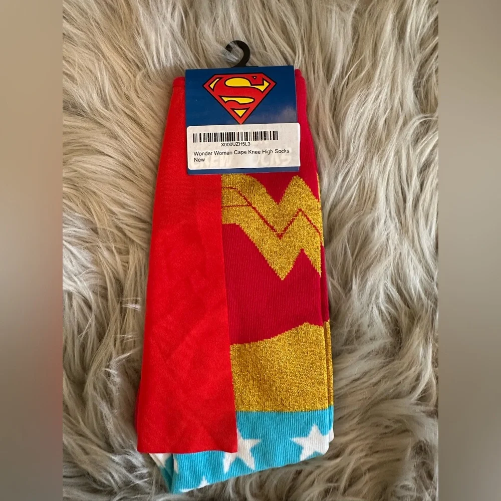 DC Comics Wonder Woman knee high socks NWT - Picture 6 of 6